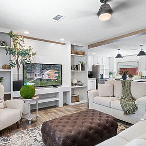 Solution / The Real Deal SLC28483A Interior 127528