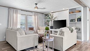 Solution / The Real Deal SLC28483A Interior 127529
