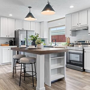 Solution / The Real Deal SLC28483A Interior 127530