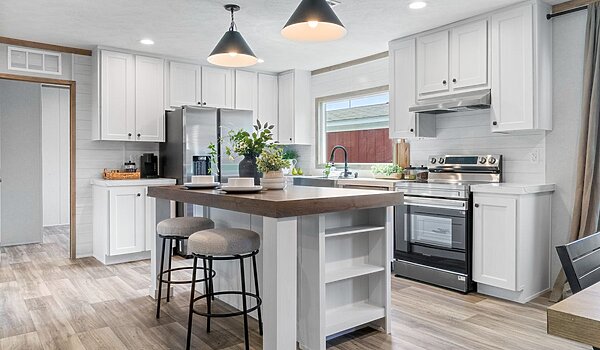 Solution / The Real Deal SLC28483A Interior 127530