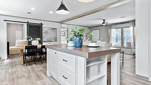 Solution / The Real Deal SLC28483A Interior 127535