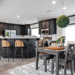 Solution / The Crazy Eights SLC28564A Interior 127590