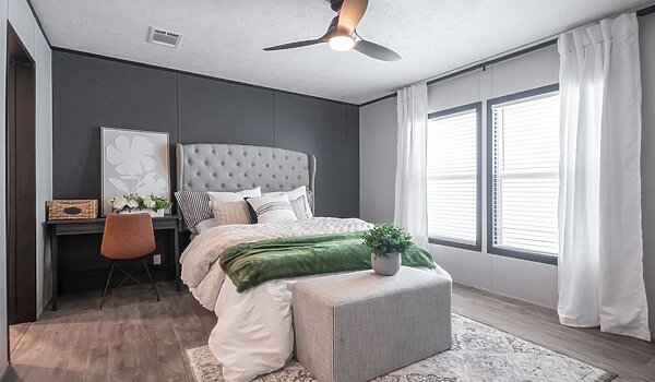 Solution / The Crazy Eights SLC28564A Interior 127592