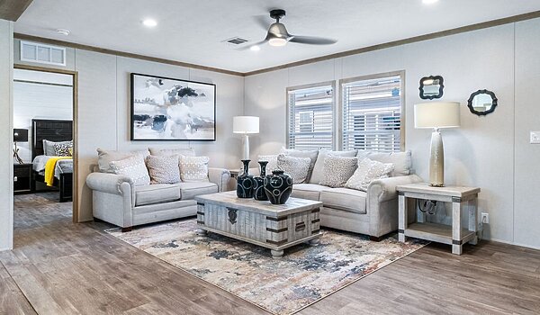Solution / The Pt 78 SLT28563D Interior 127543