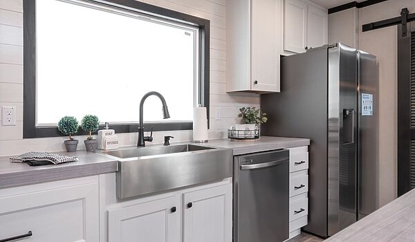 Clayton / The Breeze Farmhouse CLB28563EH Interior 127572