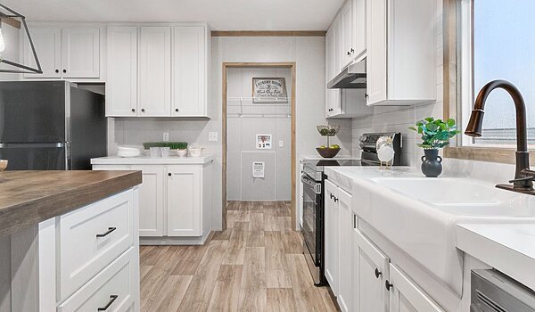 Solution / The Choice SLC28724A Interior 127632