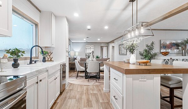 Solution / The Choice SLC28724A Interior 127635