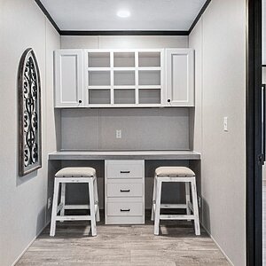 Solution / Hercules SLT32764A Interior 127668