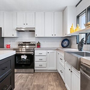 Solution / Hercules SLT32764A Interior 127658
