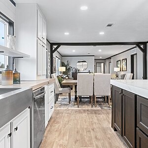 Solution / Hercules SLT32764A Interior 127660