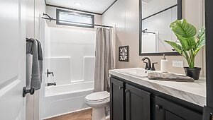 Clayton / The Anniversary 2.1 CLB28563CH Interior 127567