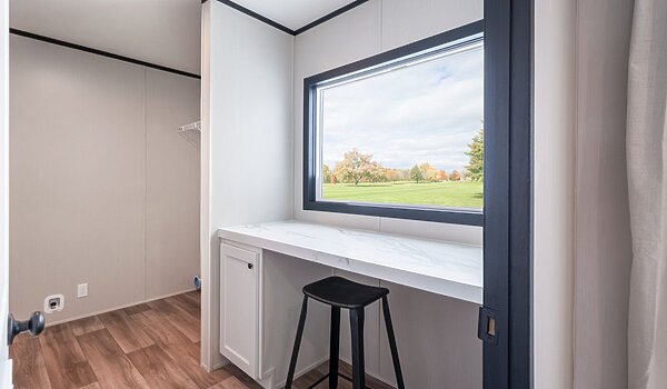 Clayton / The Anniversary 2.1 CLB28563CH Interior 127568