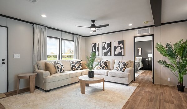 Clayton / The Anniversary 2.1 CLB28563CH Interior 127556