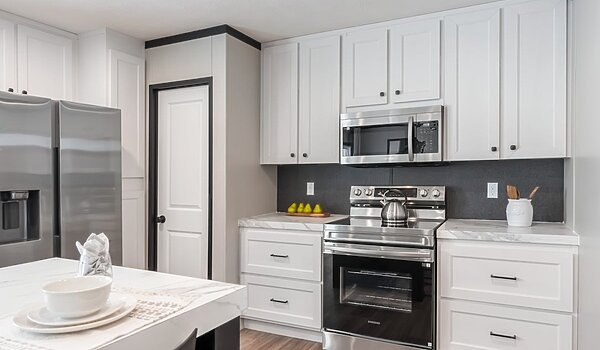 Clayton / The Anniversary 2.1 CLB28563CH Interior 127560