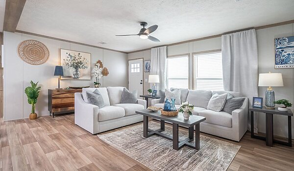 Clayton / El Sueno Breeze CLB28724CH Interior 127615