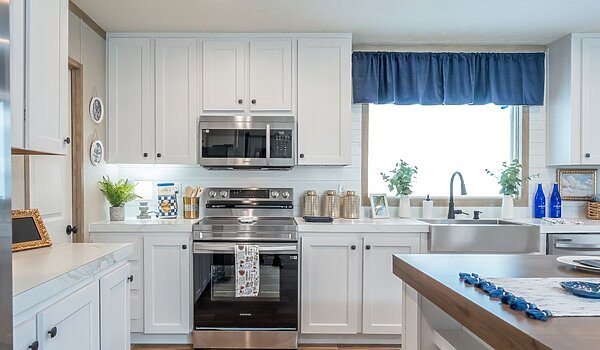 Clayton / El Sueno Breeze CLB28724CH Interior 127619