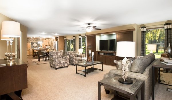 Heritage / The Laramie Interior 12573