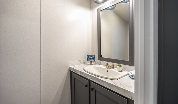 Fusion Series / The Fusion 32B 34FSN32764BH Bathroom 151236