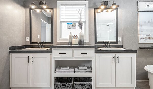 Fusion Series / The Fusion 3260 34FSN32603FH Bathroom 151437