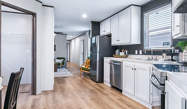 Select Series / 31SEL16723FH Interior 120165