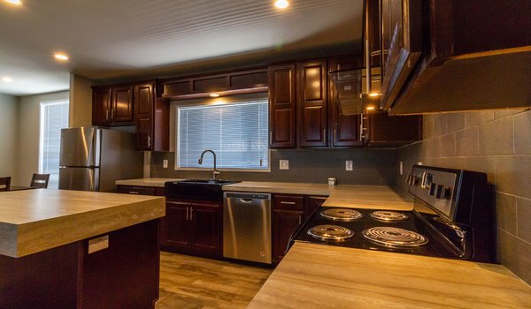 Wingate / 28543G Kitchen 15747