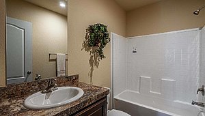 Northwest / The Redding Bathroom 43456