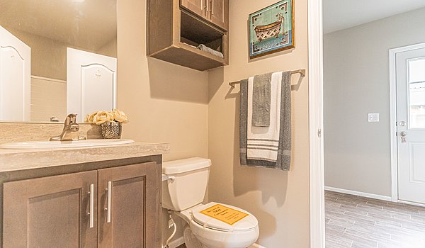 Evergreen / EV28502E (2 Bedroom) Bathroom 71084