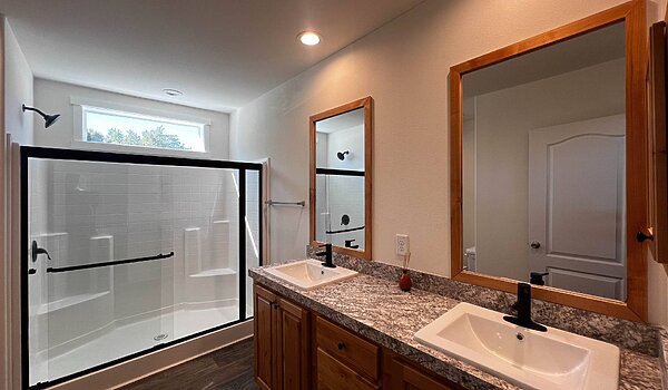 Evergreen / 28664E Bathroom 121105