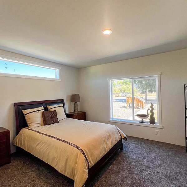 Evergreen / 28664E Bedroom 121100