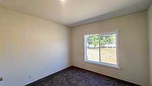 Evergreen / 28664E Bedroom 121102