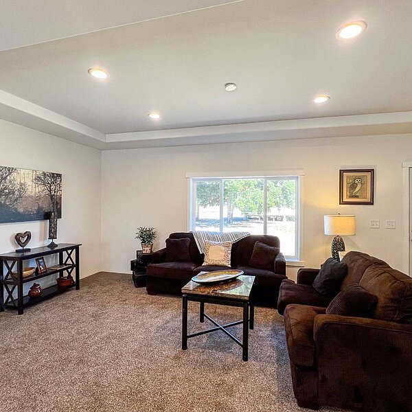 Evergreen / 28664E Interior 121097