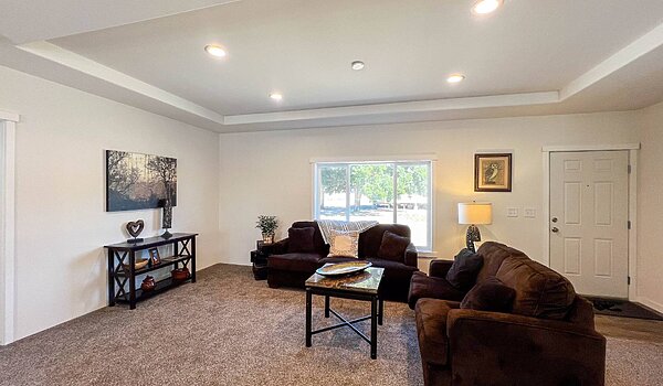 Evergreen / 28664E Interior 121097