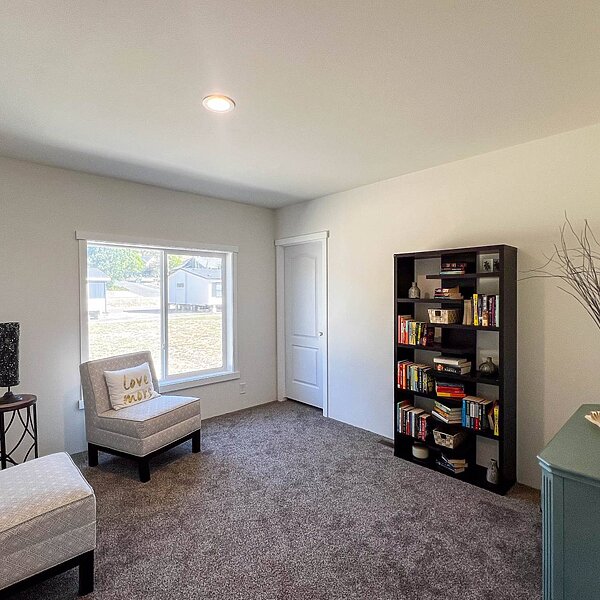 Evergreen / 28664E Interior 121098