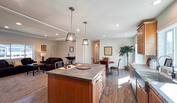 Evergreen / 28664E Kitchen 121095