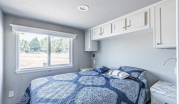 Cascadia Value / DU12351L (V2) Bedroom 85520