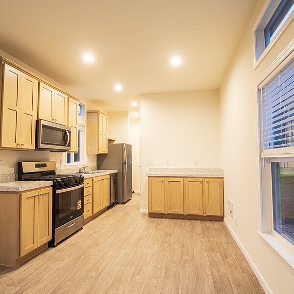 Cascadia Value / Special Edition 12351Y Interior 120962