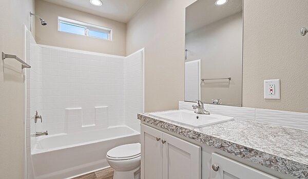 Evergreen / 28603Z Interior 118106