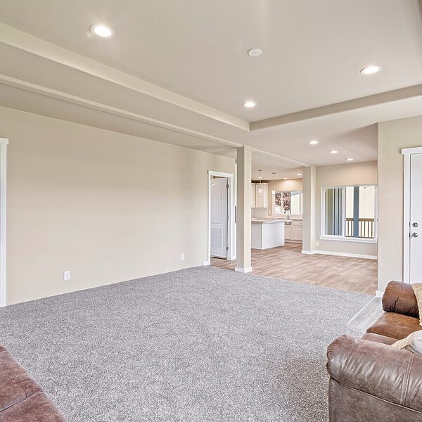 Evergreen / 28603Z Interior 118097