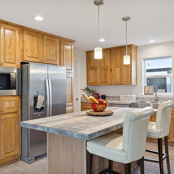 Eagle / 28483C Interior 118075