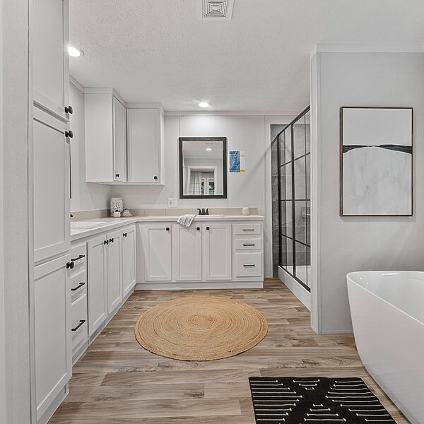 Bravo / Vivid 28603N Interior 120220