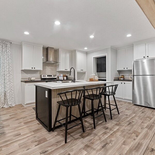 Bravo / Vivid 28603N Interior 120213