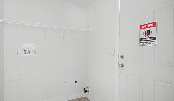 Canyon Lake / 24443X Interior 129807