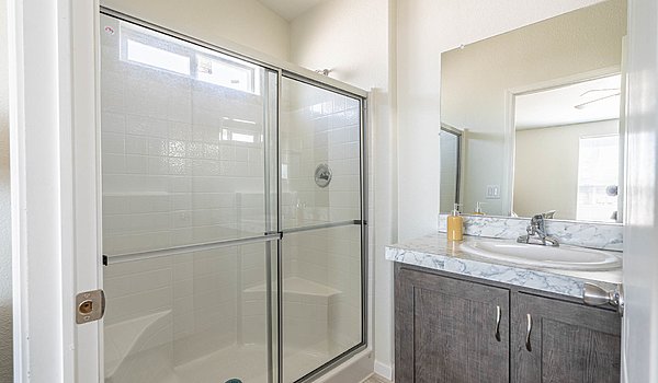 Canyon Lake / 24443X Bathroom 84372