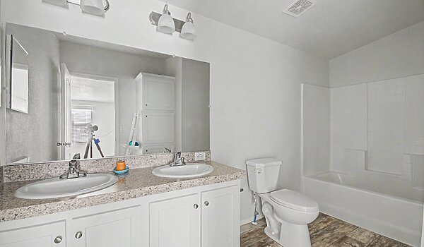 Canyon Lake / 28563G Interior 129827
