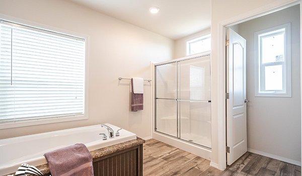 Barrington / 28663B Bathroom 31219