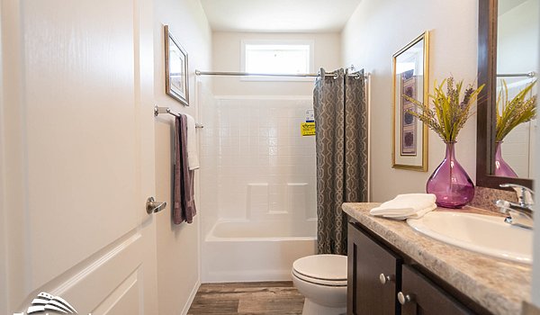 Barrington / 28663B Bathroom 31220