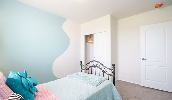 Barrington / 28663B Bedroom 31216