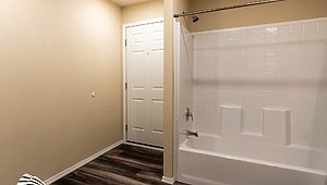 Broadmore / 28683B Rocky Mountain Bathroom 32096