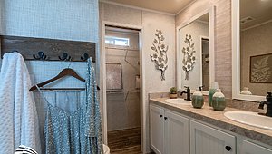 Broadmore Series / 16763T The Pioneer Bathroom 35734