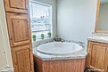 Broadmore Series / 28563B The Moraine with Optional Glamour Bath Bathroom 67036